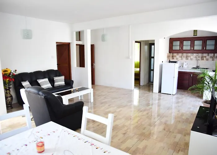 Casa Mama